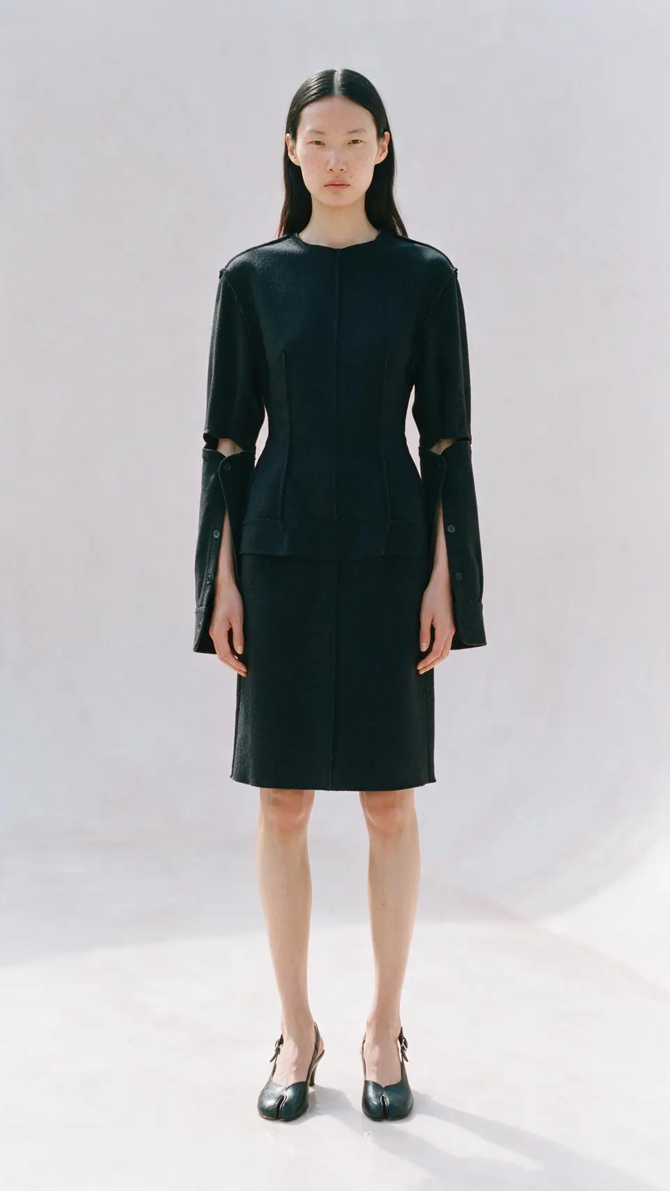 Look 122 — Bachué, two sleeves