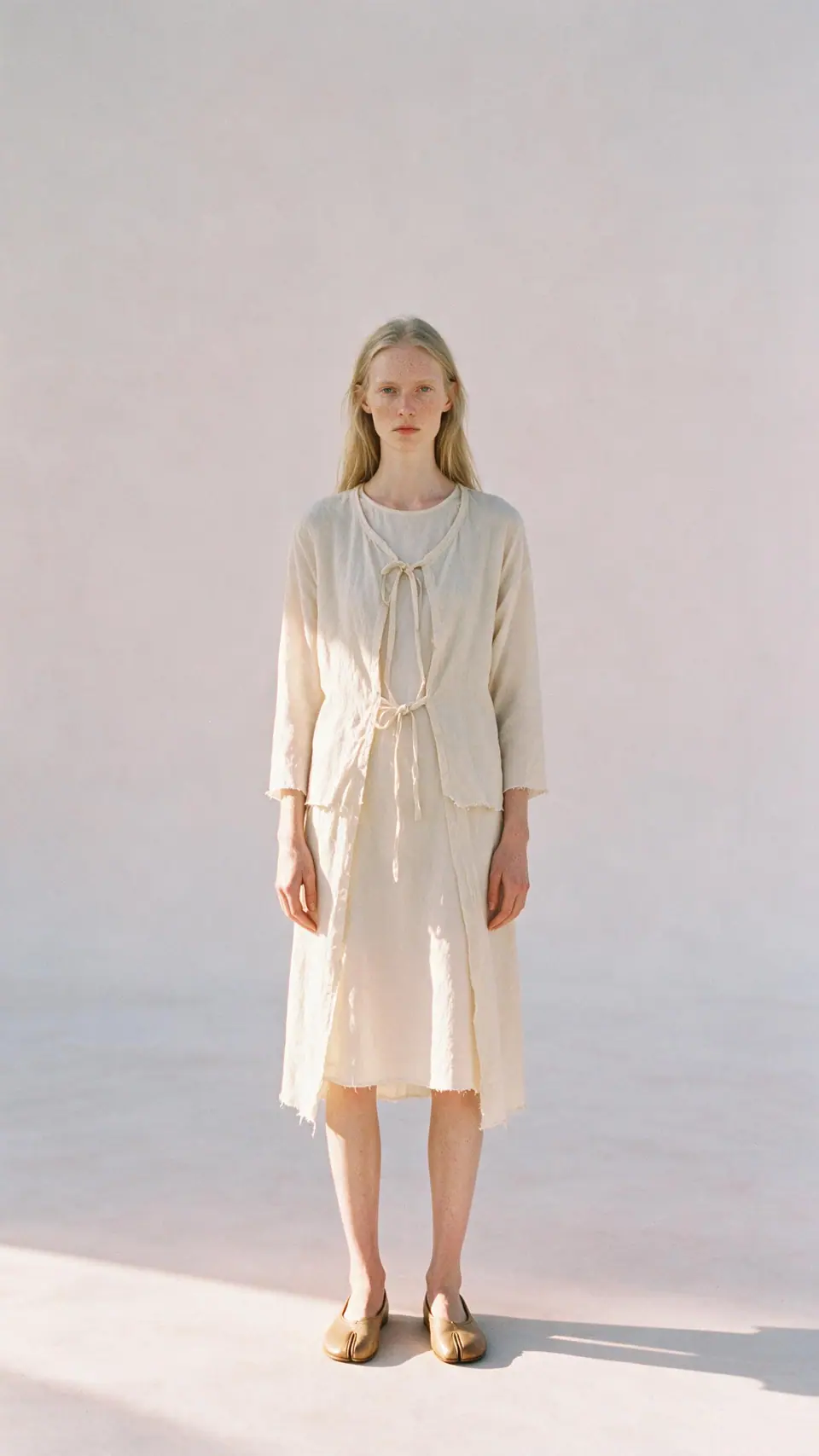 Look 148 — Hecate, two lawns