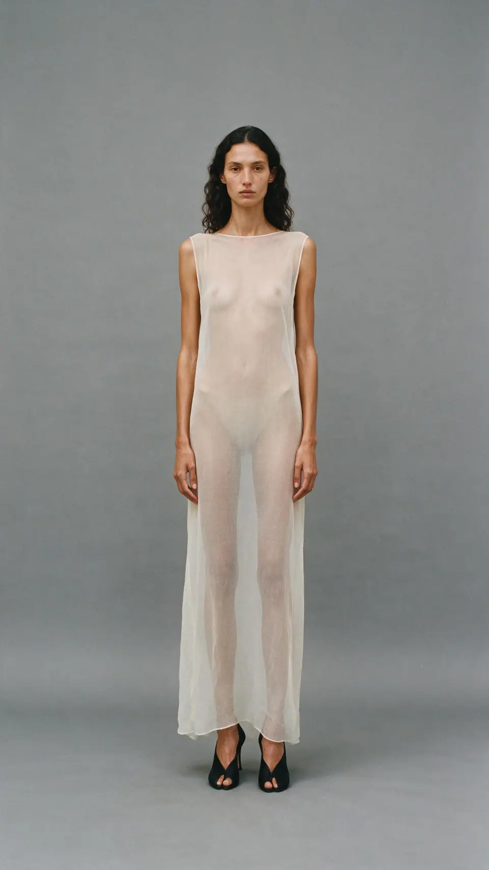 Look 43 — Ananke, sheer column